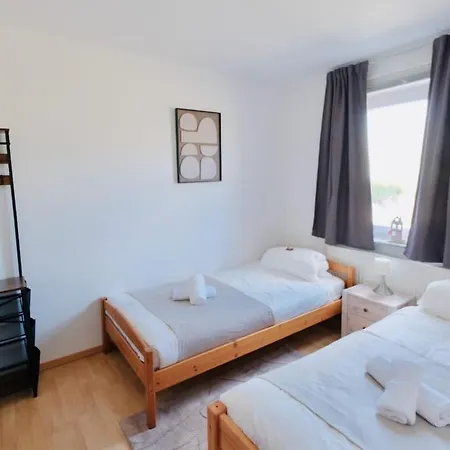 Lägenhet 7 Personen Monteure Und Firmen Work And *